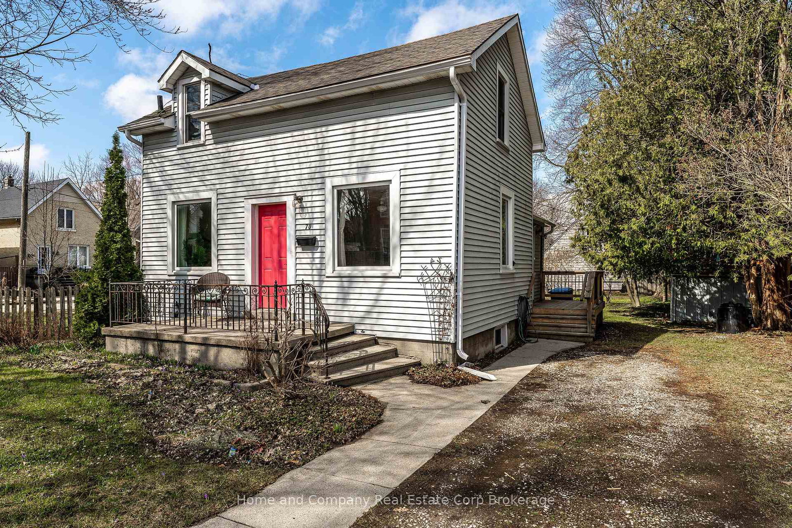 70-dufferin-street-stratford-ontario-x12899074