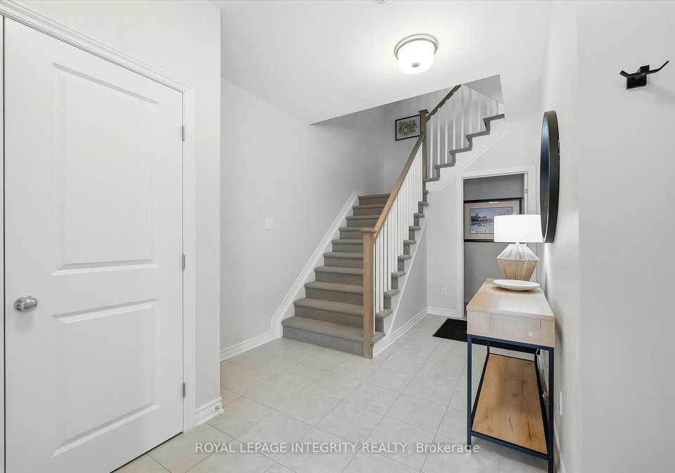 518-stadacone-row-ottawa-ontario-x12899332