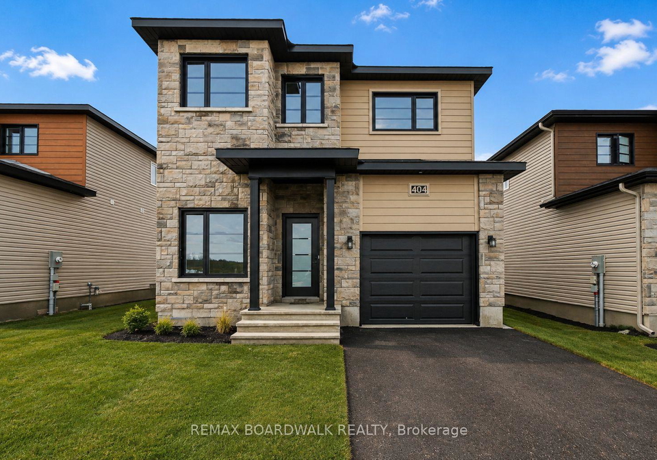404-falcon-lane-russell-ontario-x12899440
