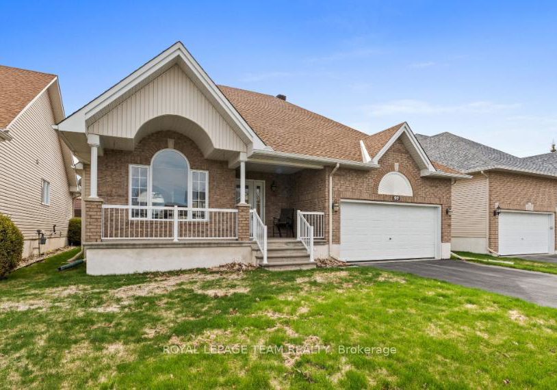 97-lloydalex-crescent-ottawa-ontario-x12899546