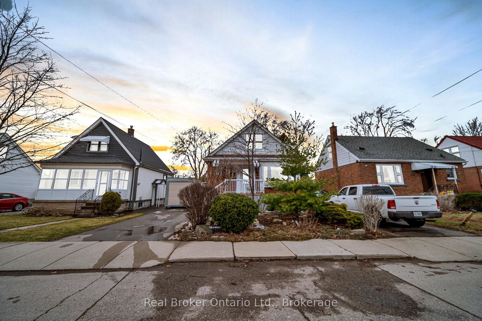 46-east-13th-street-hamilton-ontario-x12899704