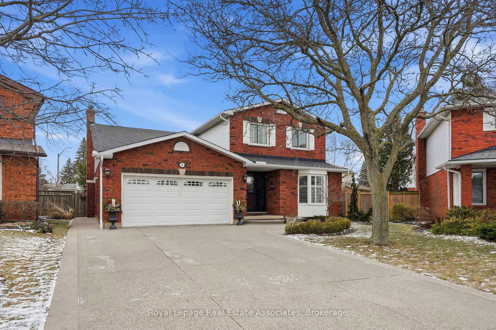 9-waldorf-court-hamilton-ontario-x12899736