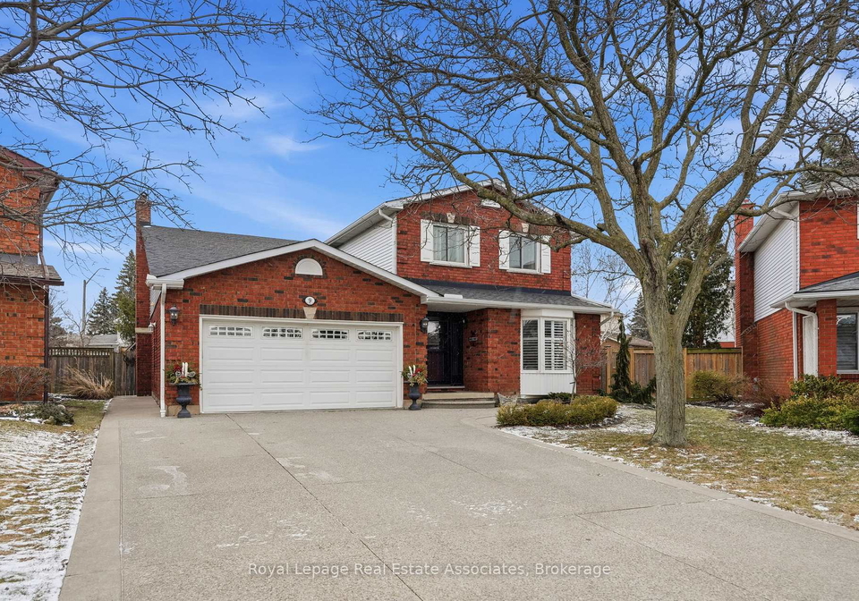 9-waldorf-court-hamilton-ontario-x12899736