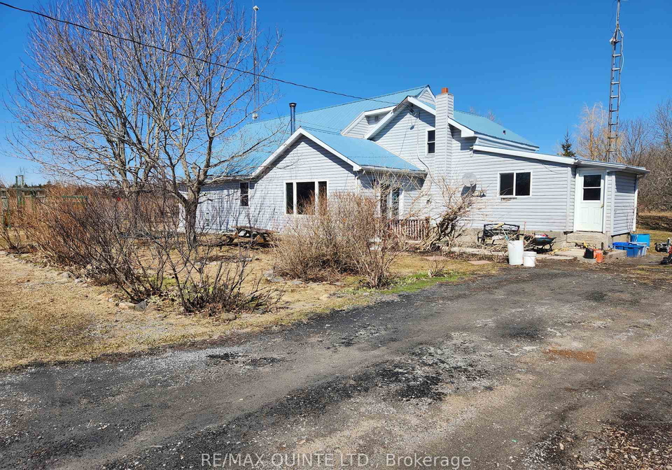 159-simpson-road-prince-edward-county-ontario-x12899782