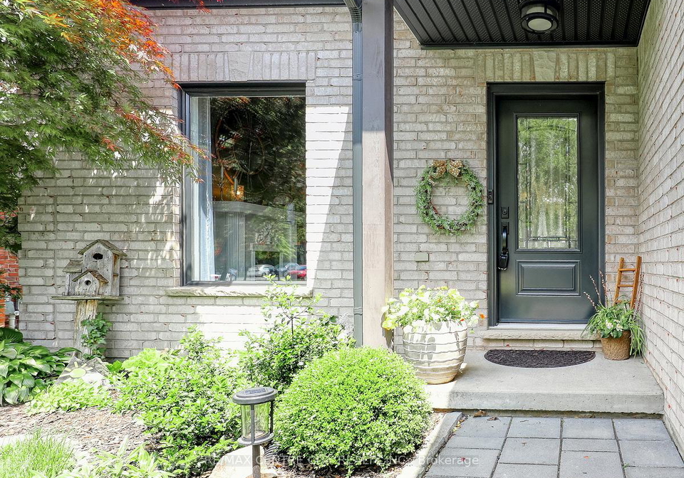 2-stoneycreek-crescent-london-north-ontario-x12900192