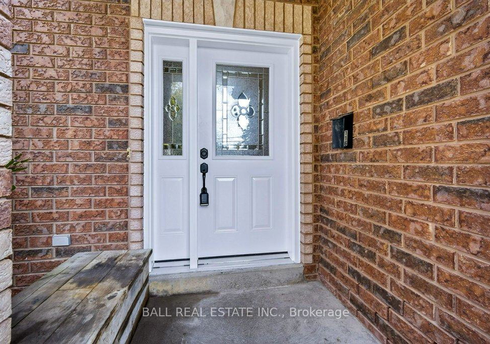 116-adelaide-street-s-kawartha-lakes-ontario-x12900660