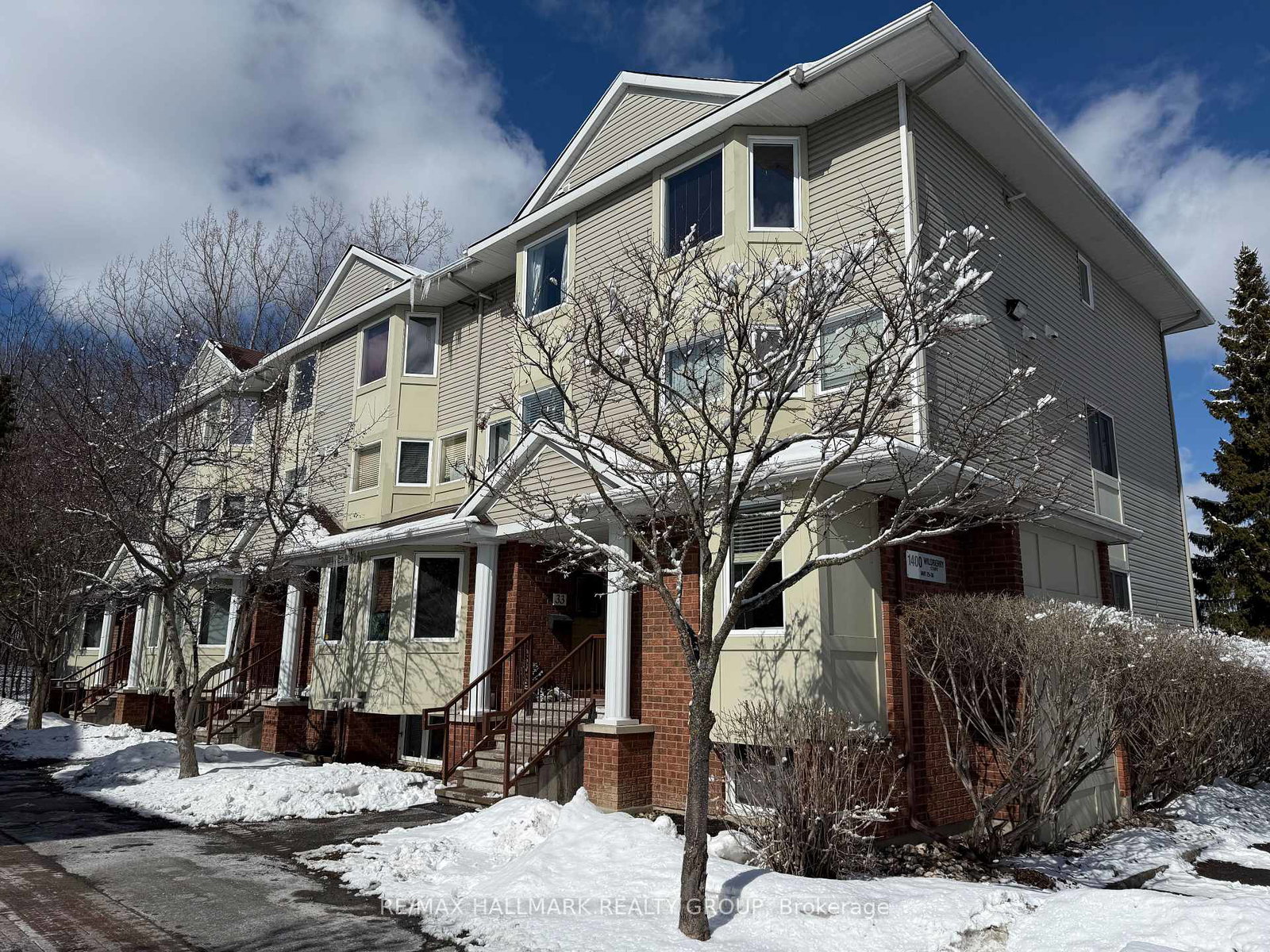 1400-wildberry-court-ottawa-ontario-x12901024