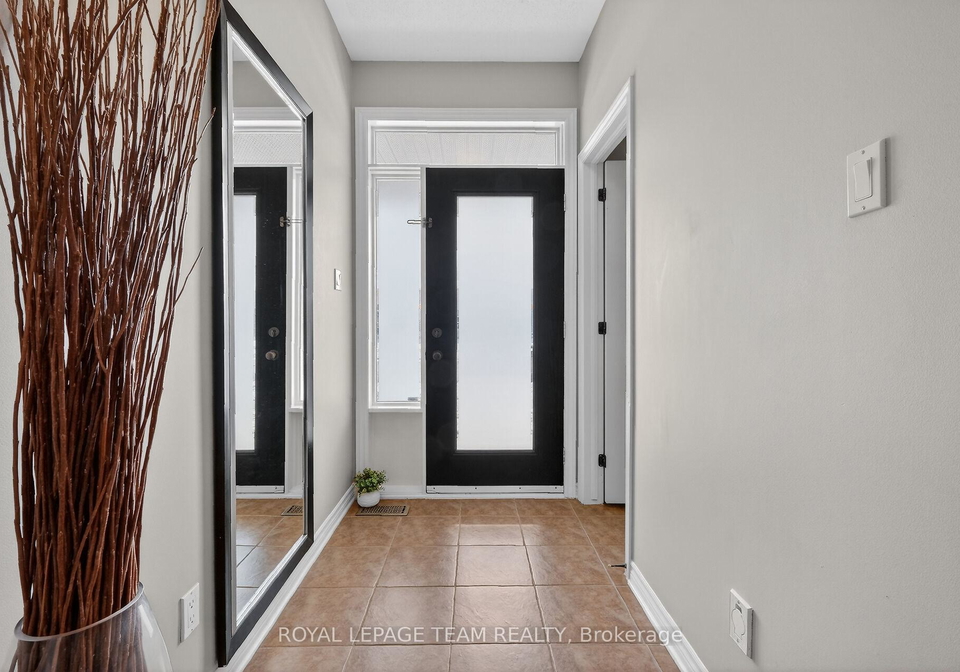 100-shepody-circle-ottawa-ontario-x12901736