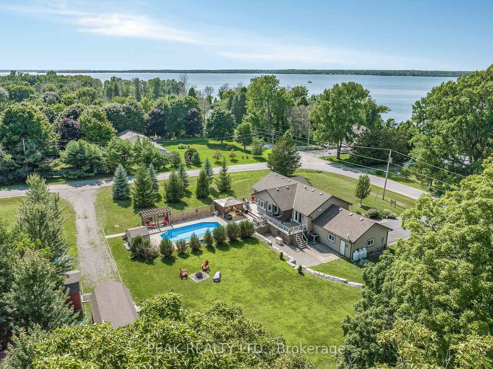 116-prinyers-cove-crescent-prince-edward-county-ontario-x12901938