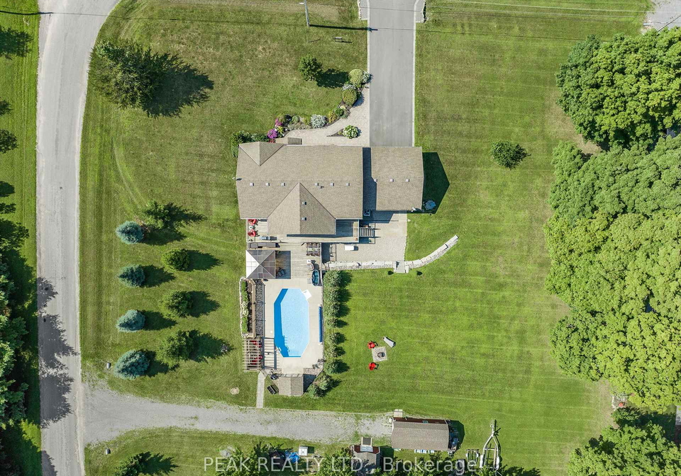 116-prinyers-cove-crescent-prince-edward-county-ontario-x12901938