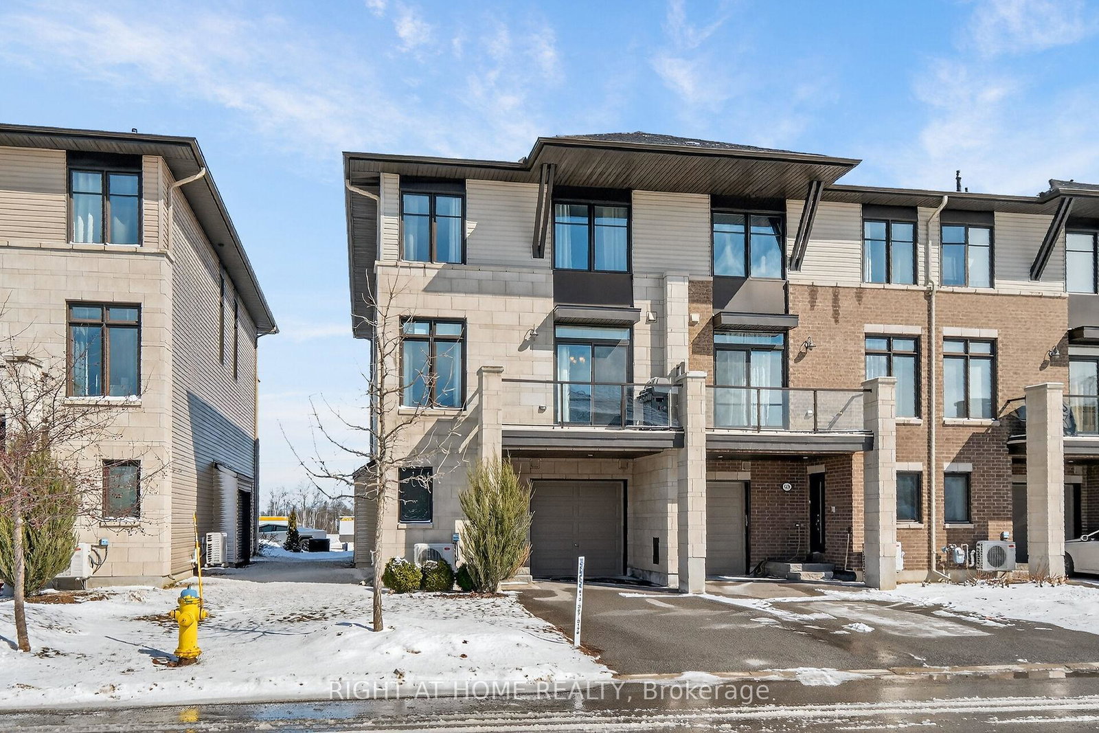 570-labrador-crescent-ottawa-ontario-x12902052