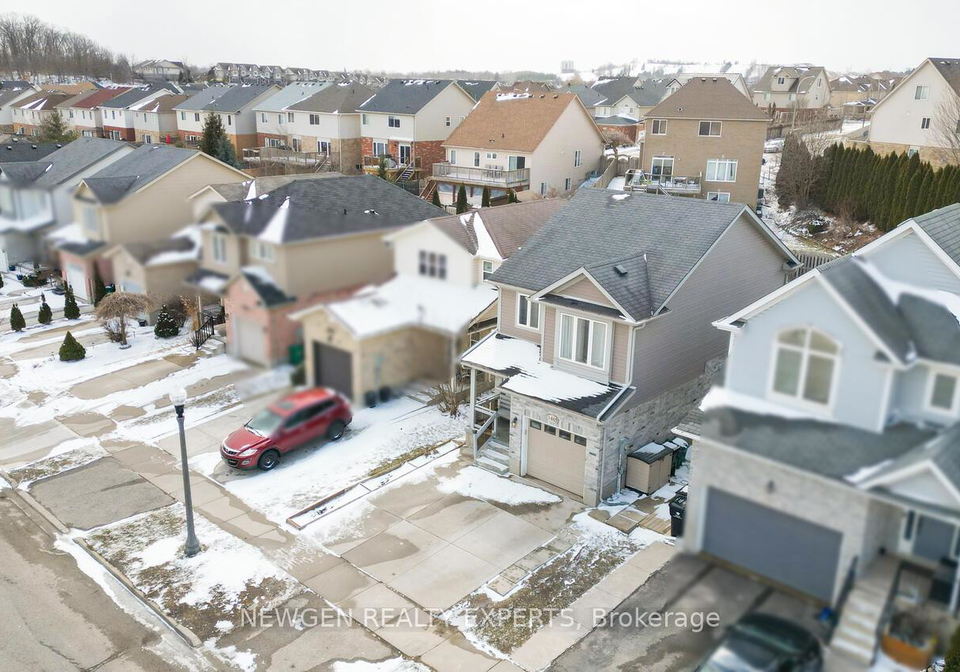 1465-old-zeller-drive-kitchener-ontario-x12902204