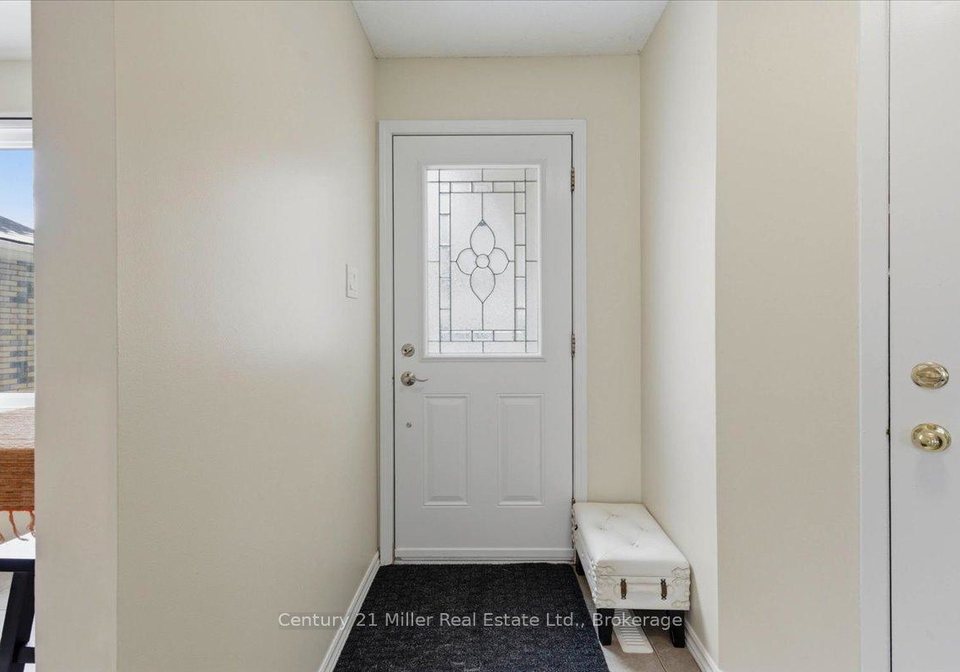 375-kingscourt-drive-waterloo-ontario-x12902214