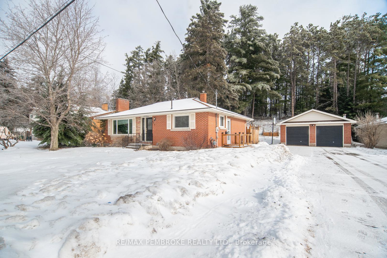 642-birch-street-petawawa-ontario-x12902272
