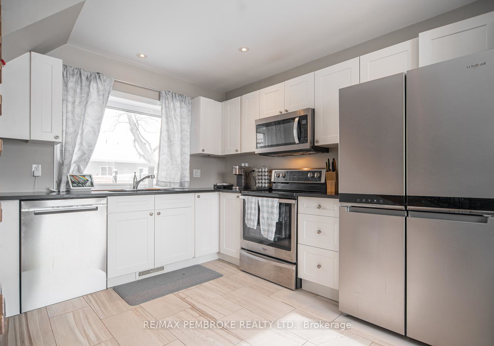 332-third-avenue-pembroke-ontario-x12902274