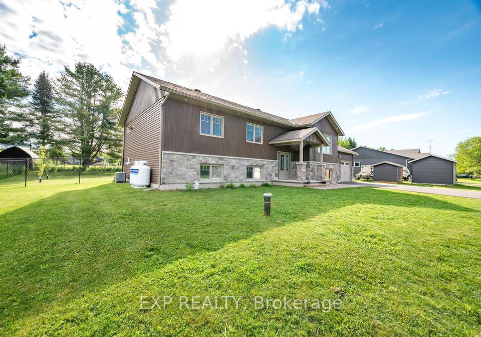 20-riverdale-street-whitewater-region-ontario-x12902334