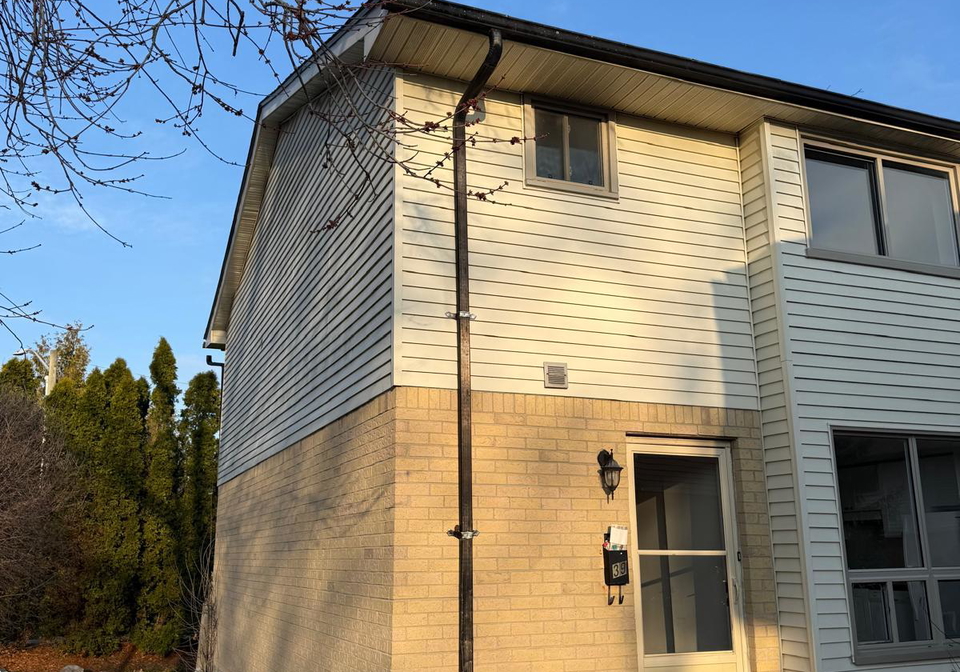 135-belmont-drive-london-south-ontario-x12902442