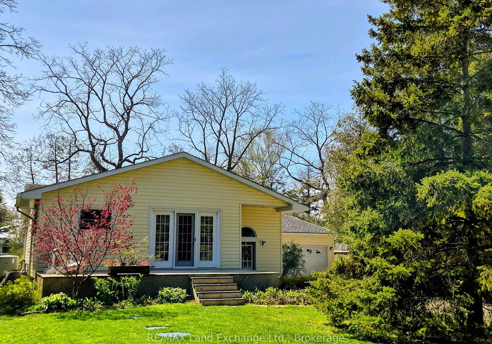 213-huron-road-huron-kinloss-ontario-x12902472
