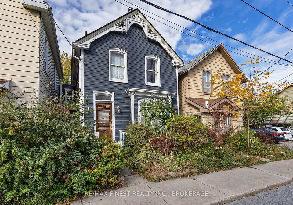 202-montreal-street-kingston-ontario-x12902640