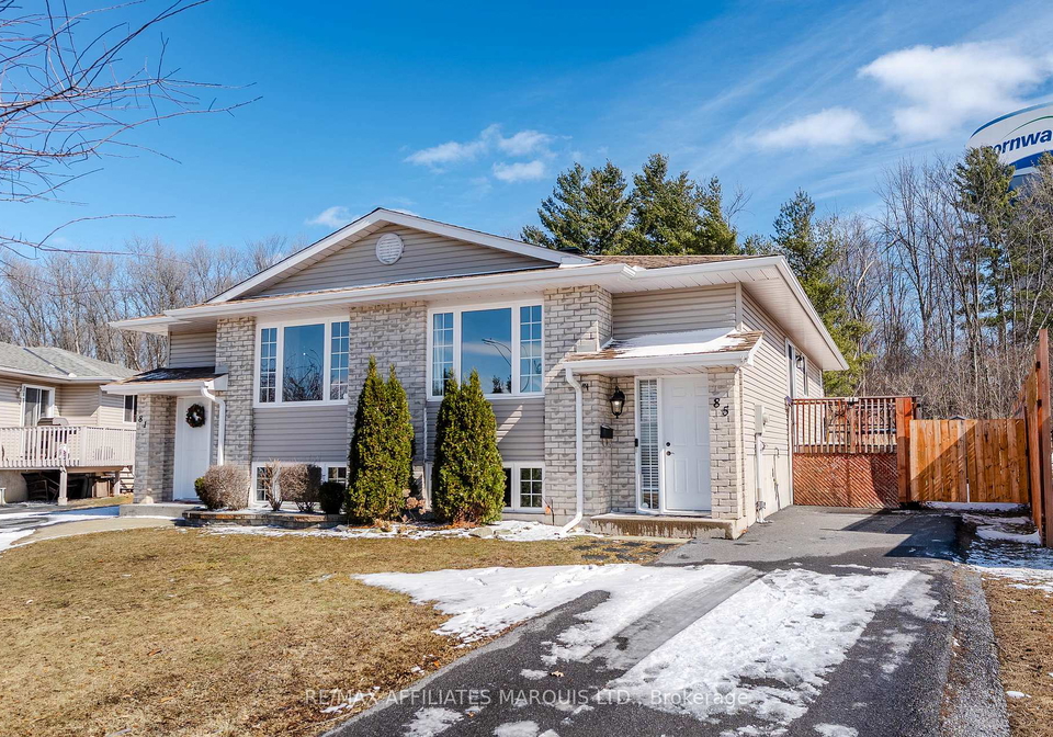 85-gail-elizabeth-court-cornwall-ontario-x12903176