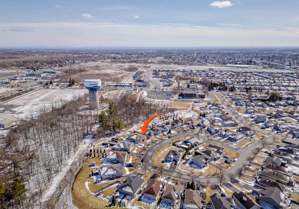 85-gail-elizabeth-court-cornwall-ontario-x12903176