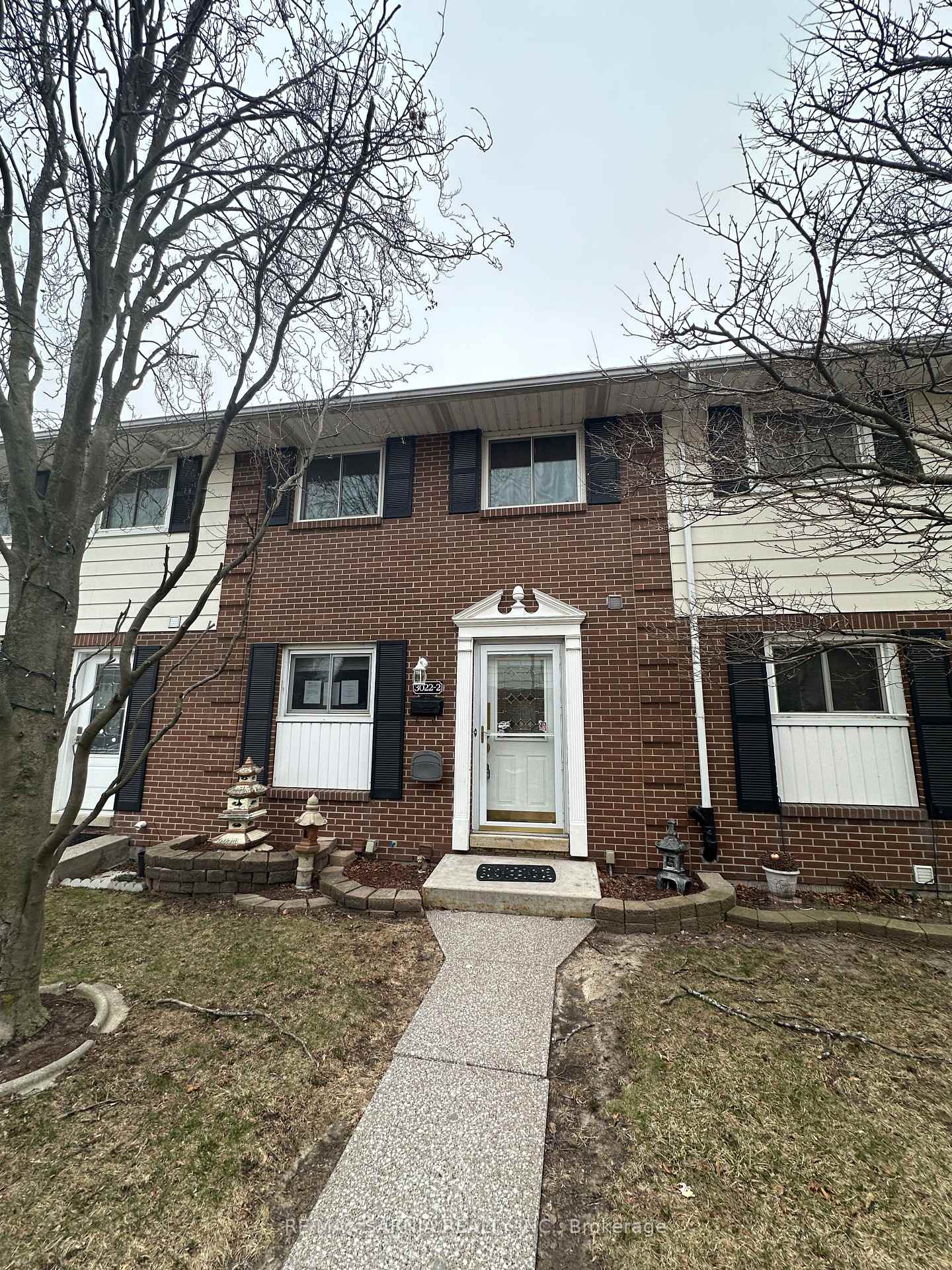 302meadowbrook-lane-windsor-ontario-x12903836