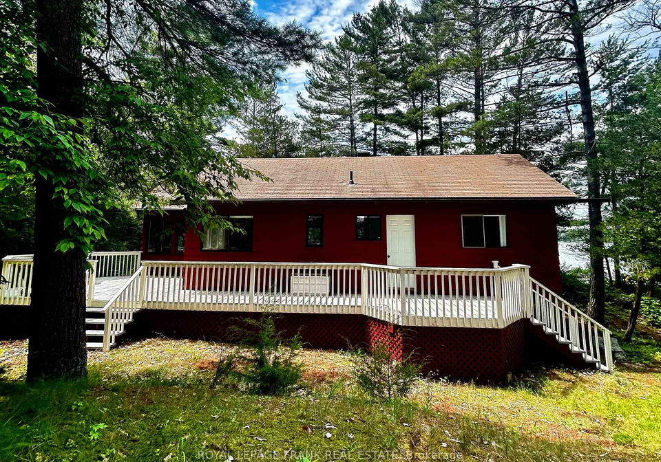 2295-stony-lake-isl-17-north-kawartha-ontario-x12903944