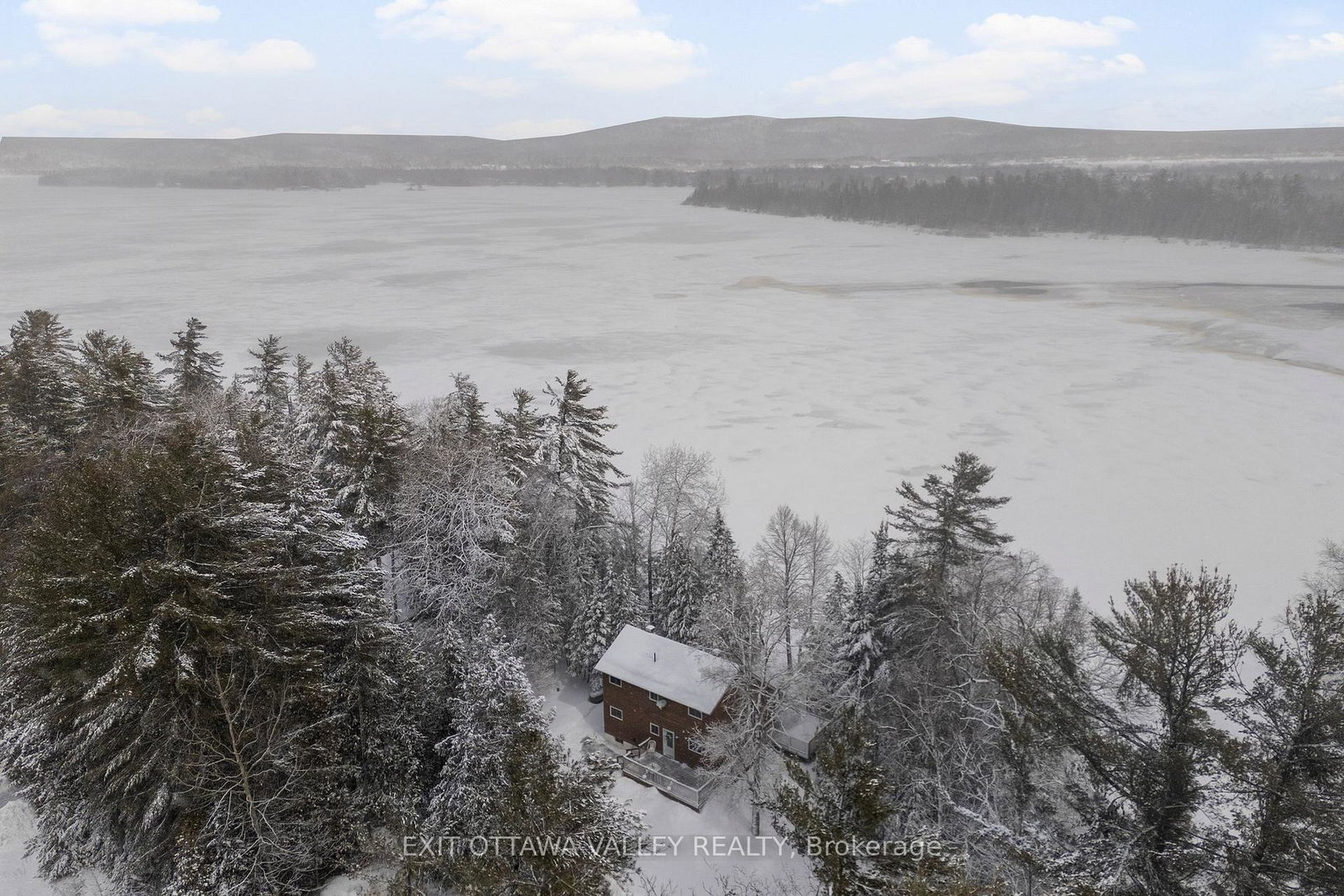 164-coulonge-lake-trail-whitewater-region-ontario-x12903996