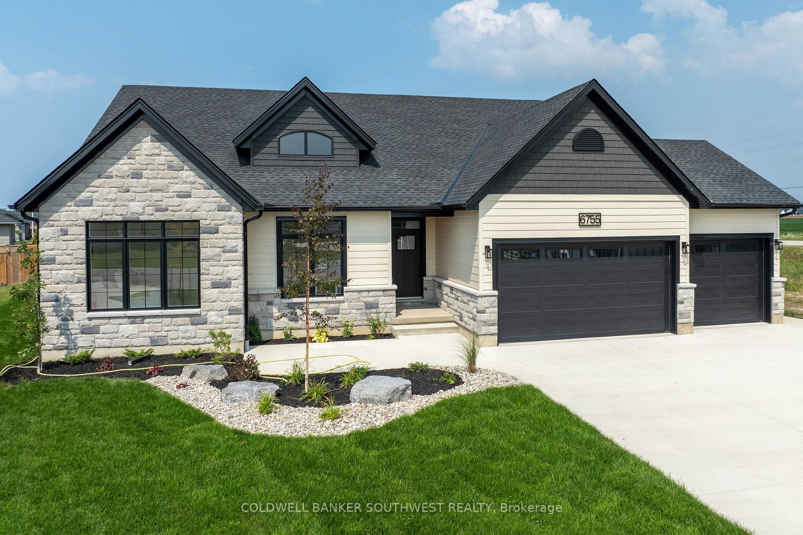 6755-griffin-drive-plympton-wyoming-ontario-x12904066