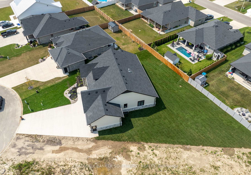 6755-griffin-drive-plympton-wyoming-ontario-x12904066