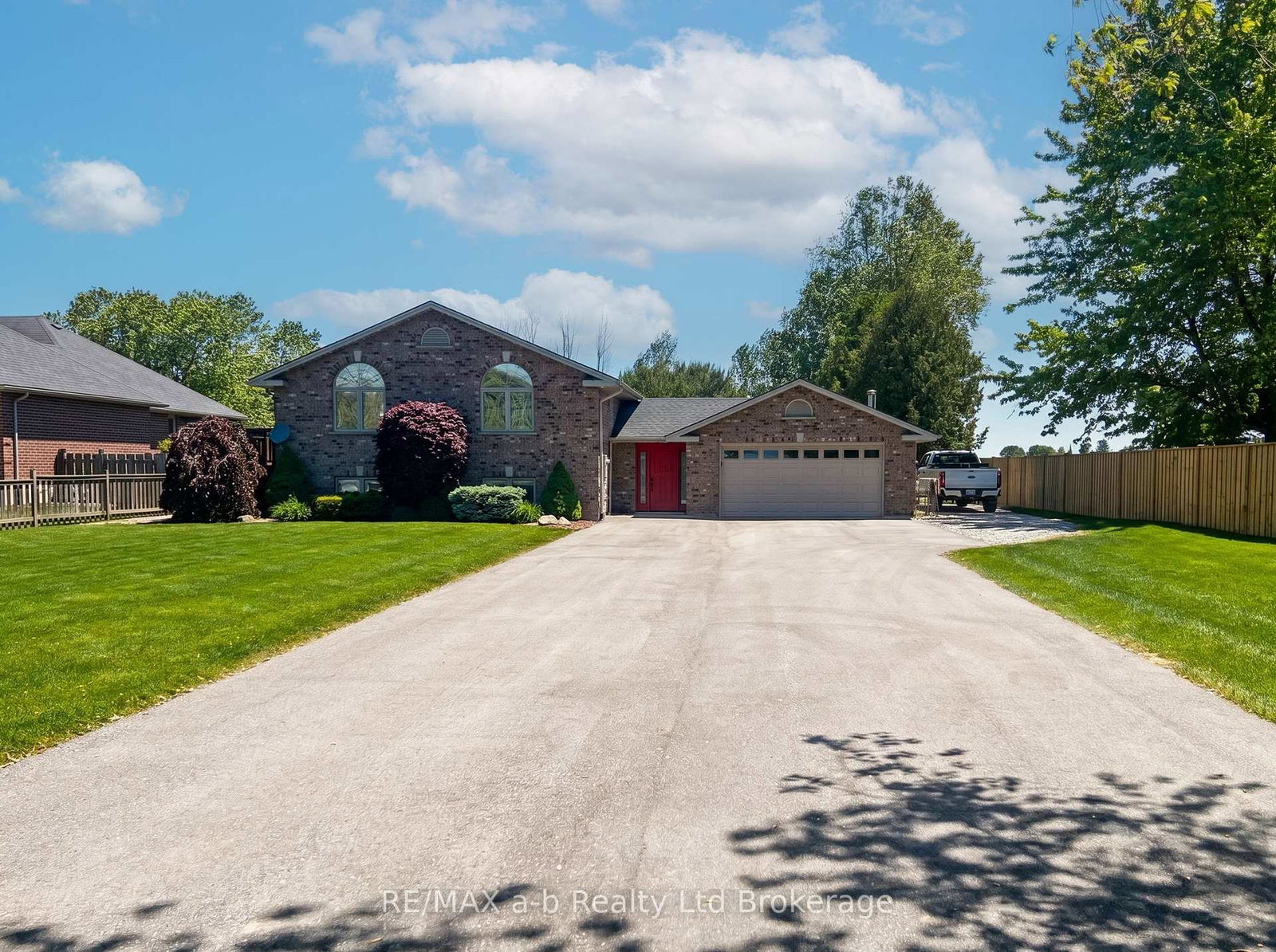 6744-hacienda-road-malahide-ontario-x12904126