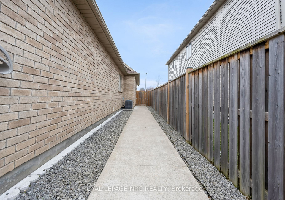 25-mcfarland-street-thorold-ontario-x12904150