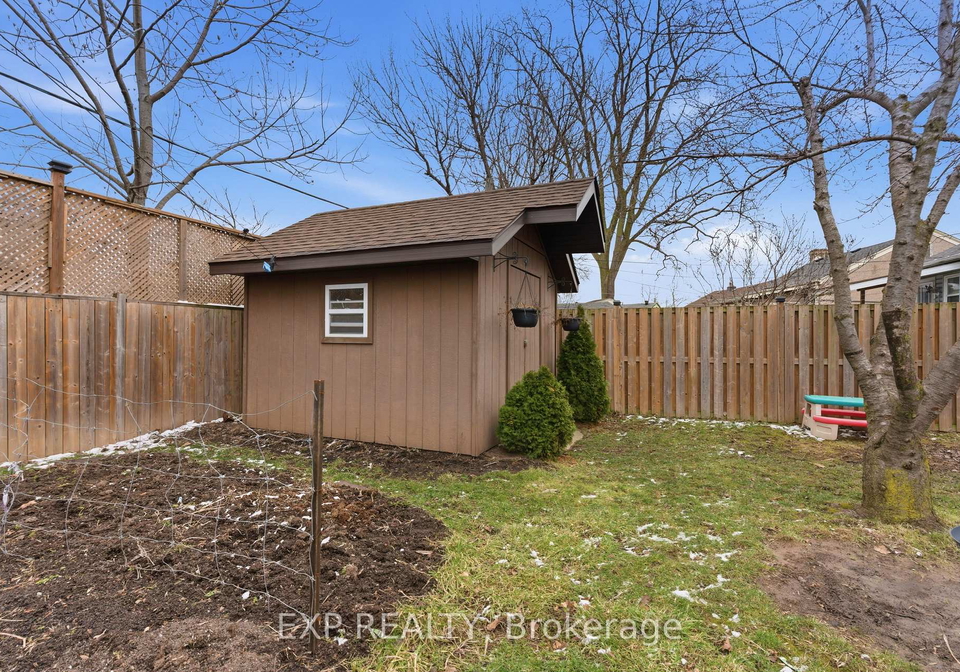 18-plymouth-avenue-st-catharines-ontario-x12904288