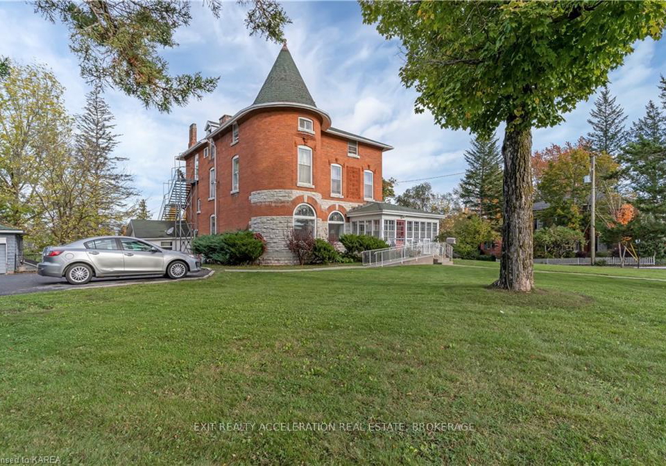 231-dundas-street-w-greater-napanee-ontario-x12904468