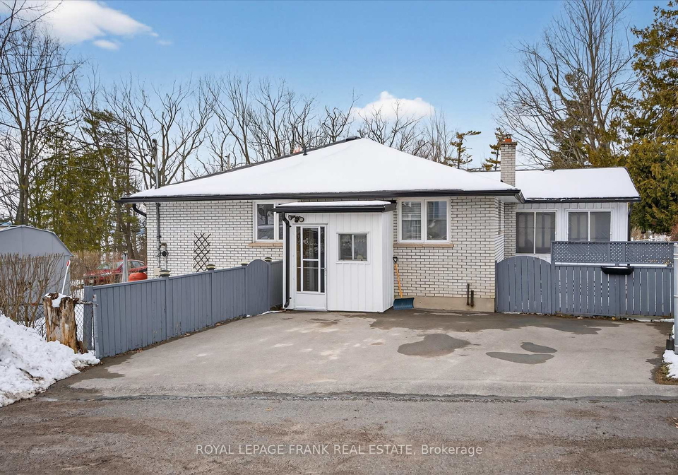 721-hatton-avenue-selwyn-ontario-x12904626