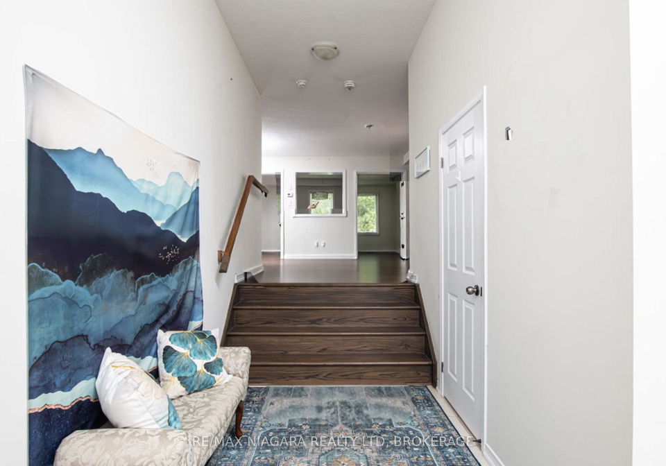8573-sweet-chestnut-drive-niagara-falls-ontario-x12904722