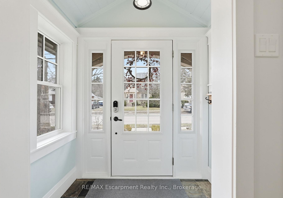 228-mill-street-n-hamilton-ontario-x12905174