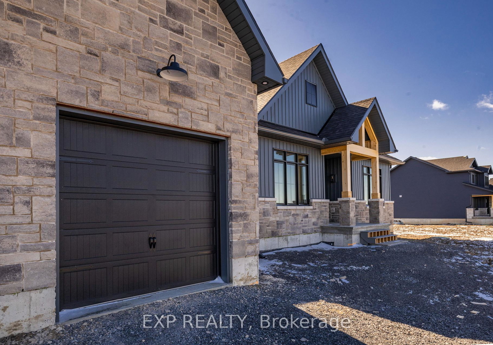 245-trudeau-crescent-russell-ontario-x12905234