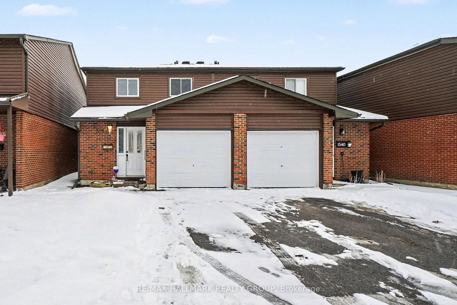 1542-queensdale-avenue-ottawa-ontario-x12905358