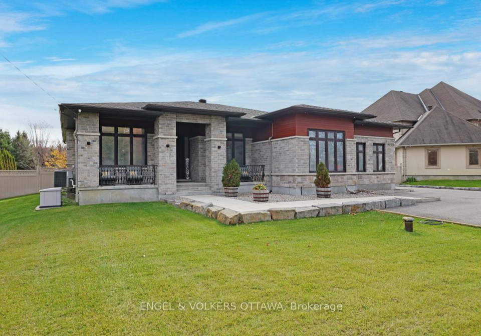 1296-bankfield-road-ottawa-ontario-x12905476