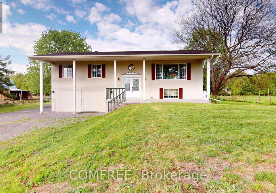 4437-county-road-12-south-stormont-ontario-x12905496