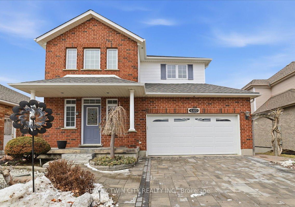 640-munich-circle-waterloo-ontario-x12905934
