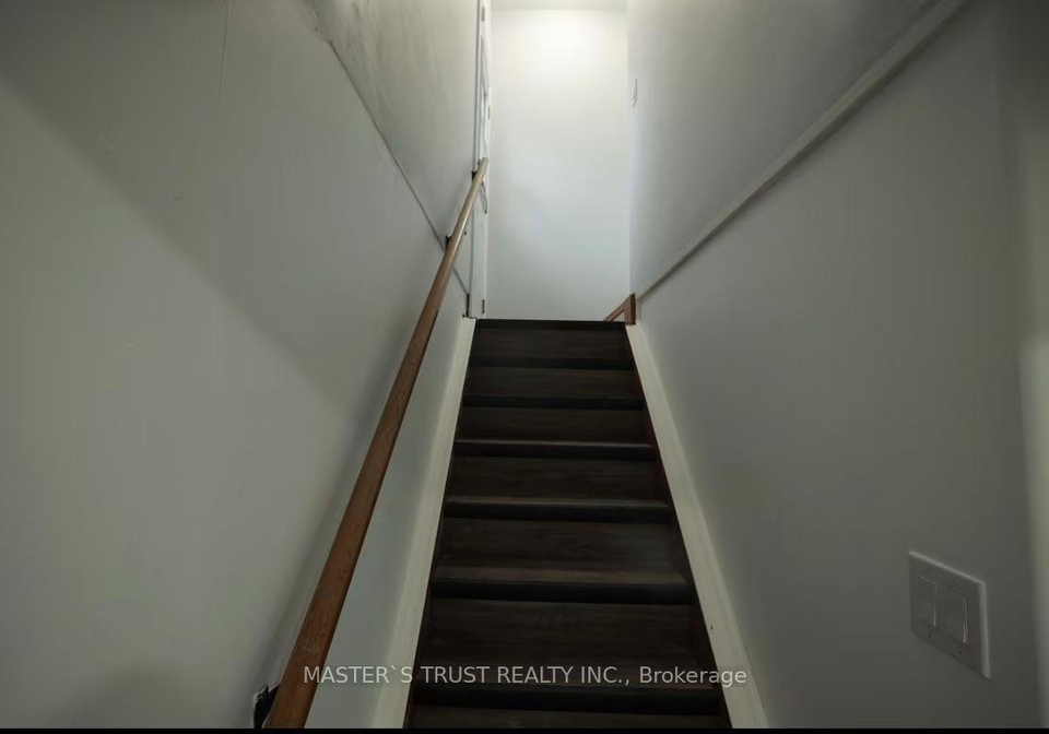 16-hastings-boulevard-guelph-ontario-x12906210