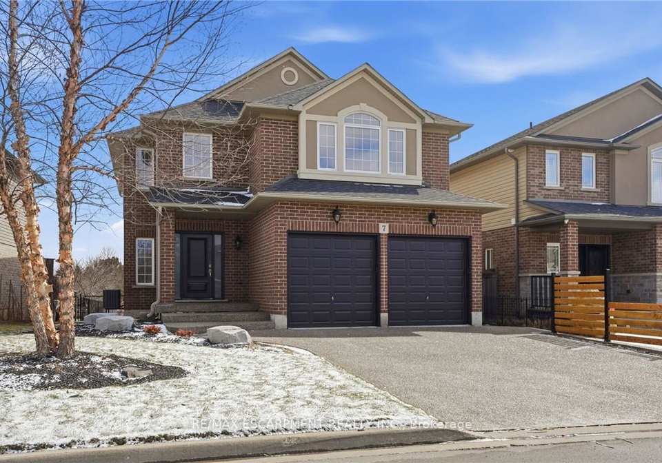 7-peggy-way-hamilton-ontario-x12906312
