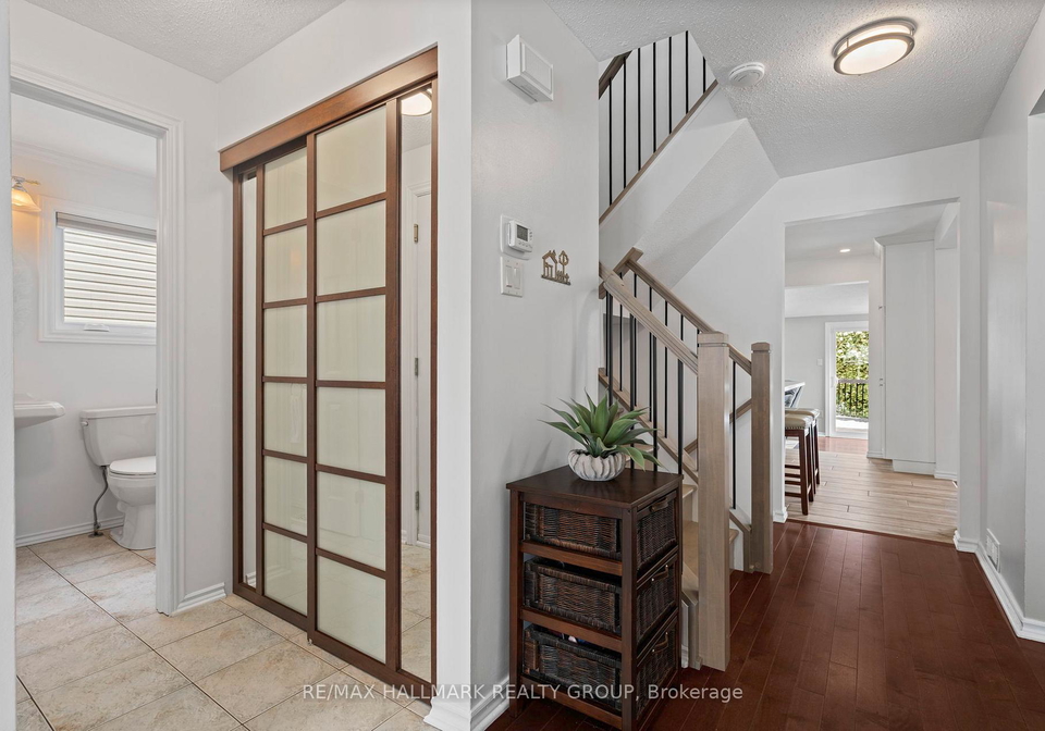 6068-meadowglen-drive-ottawa-ontario-x12906472