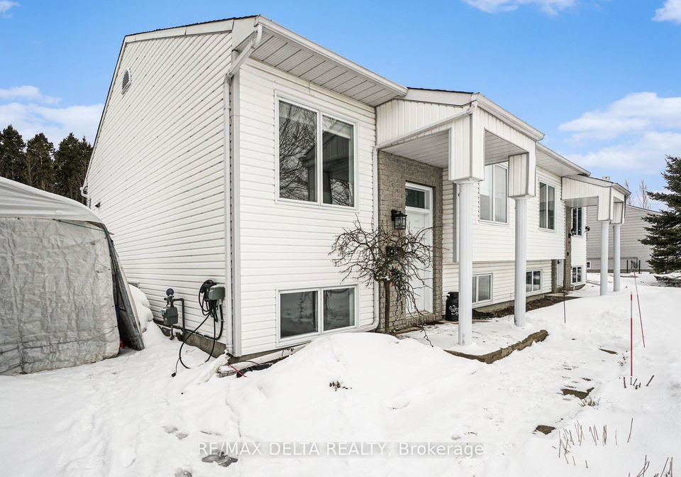 542a-devista-boulevard-alfred-and-plantagenet-ontario-x12906560