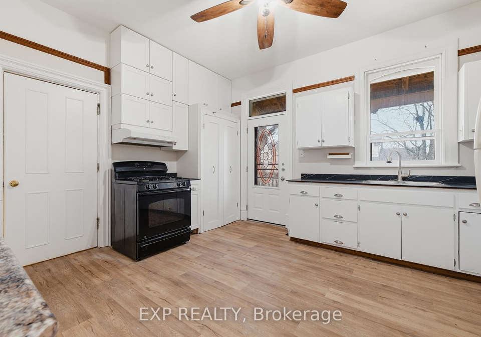 19-adam-street-huron-east-ontario-x12906572