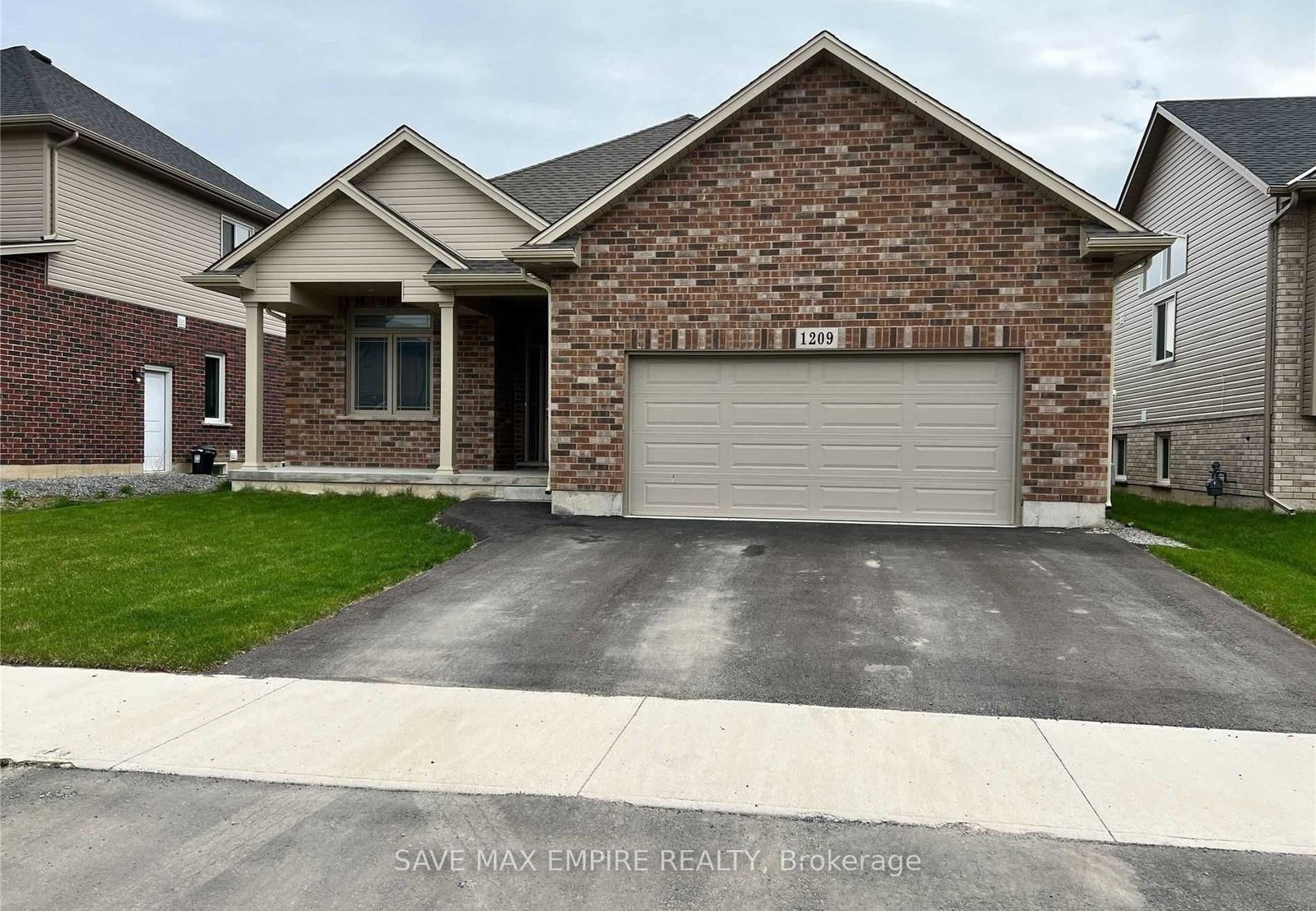 1209-uppers-lane-thorold-ontario-x12906596
