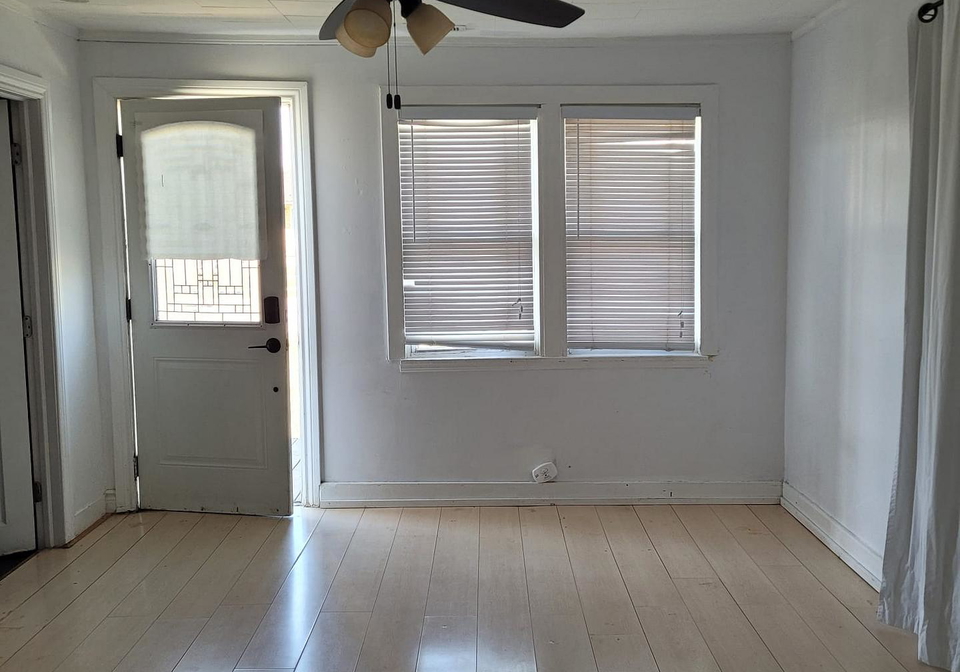 248-mcnaughton-avenue-e-chatham-kent-ontario-x12906740