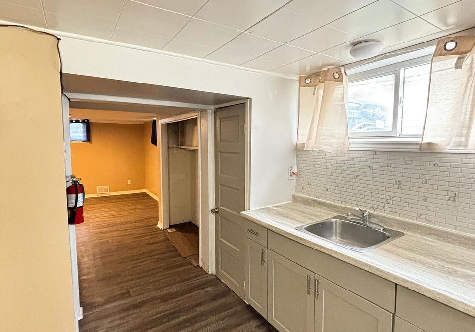 58-carlton-street-st-catharines-ontario-x12907322